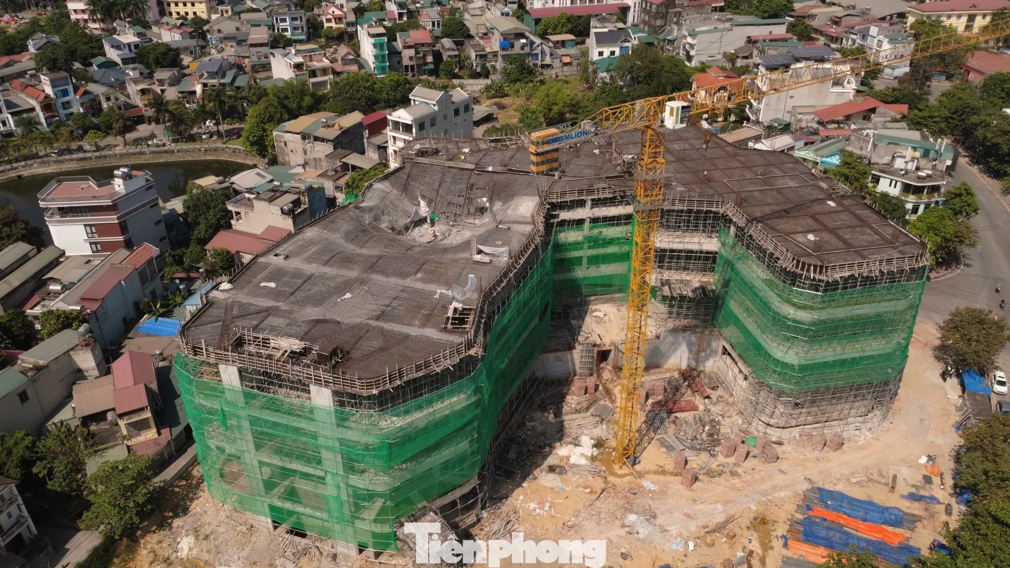 s&agrave;n b&ecirc; t&ocirc;ng ảnh 1