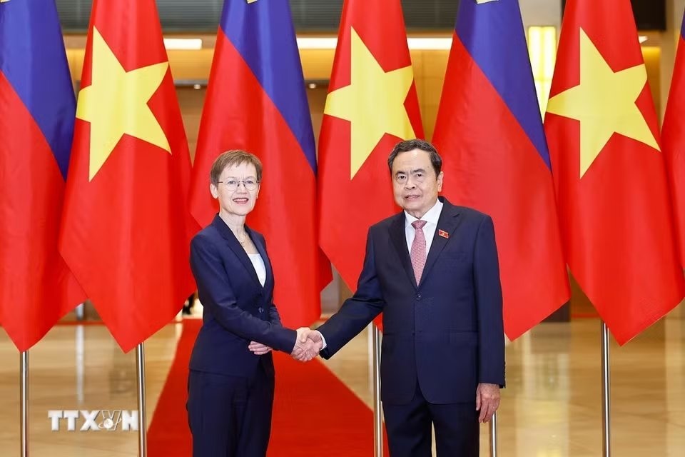 Chủ tịch Quốc hội Trần Thanh Mẫn hội kiến Thủ tướng Công quốc Liechtenstein
