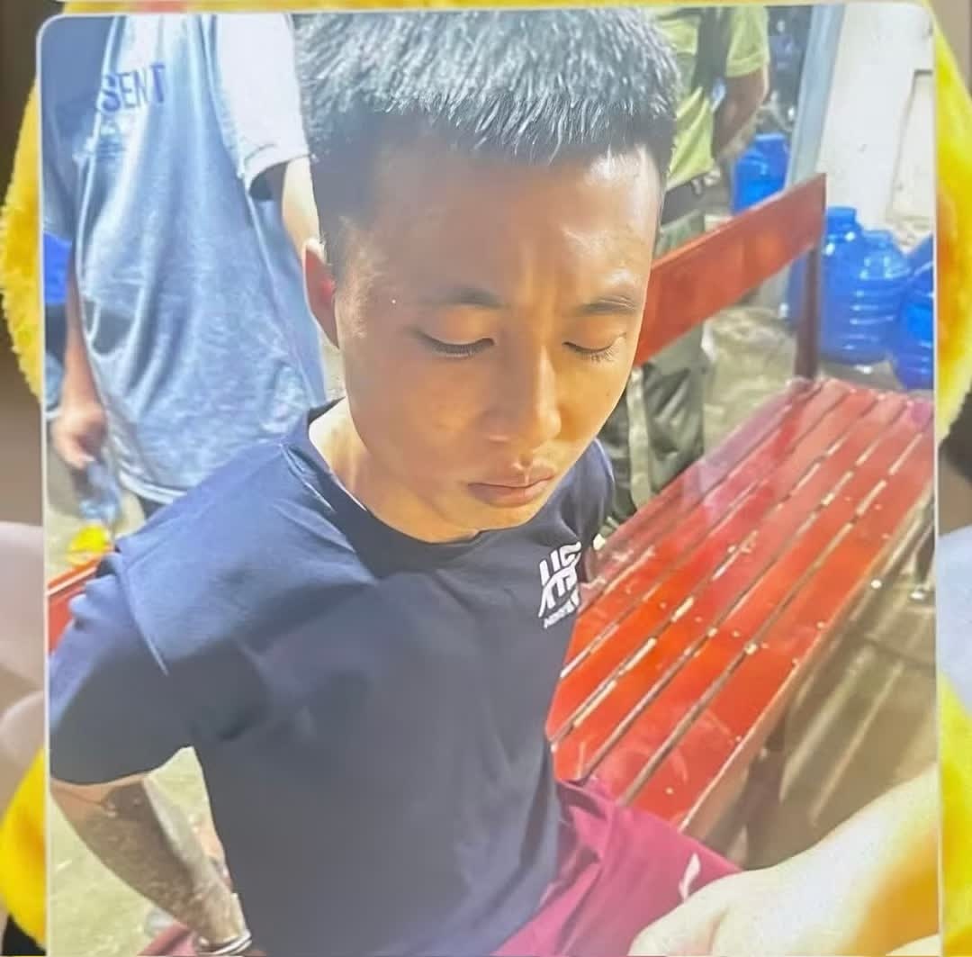 xe kh&aacute;ch,  Kh&aacute;nh H&ograve;a,  Phạm nh&acirc;n ảnh 1