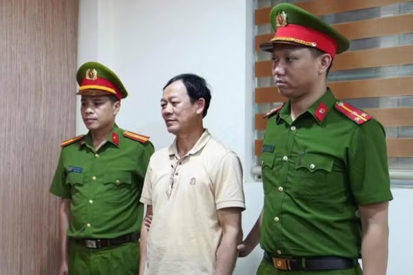 Vụ Bí thư và Chủ tịch xã ở Phú Thọ bị bắt: Khởi tố đối tượng thu lợi bất chính