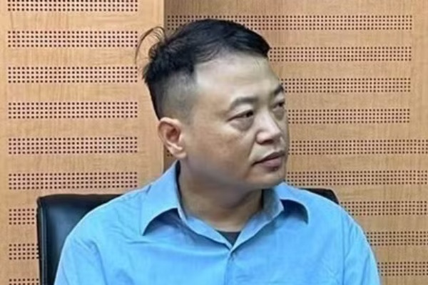 Xét xử Mr Pips, Mr Hunter và Shark Bình