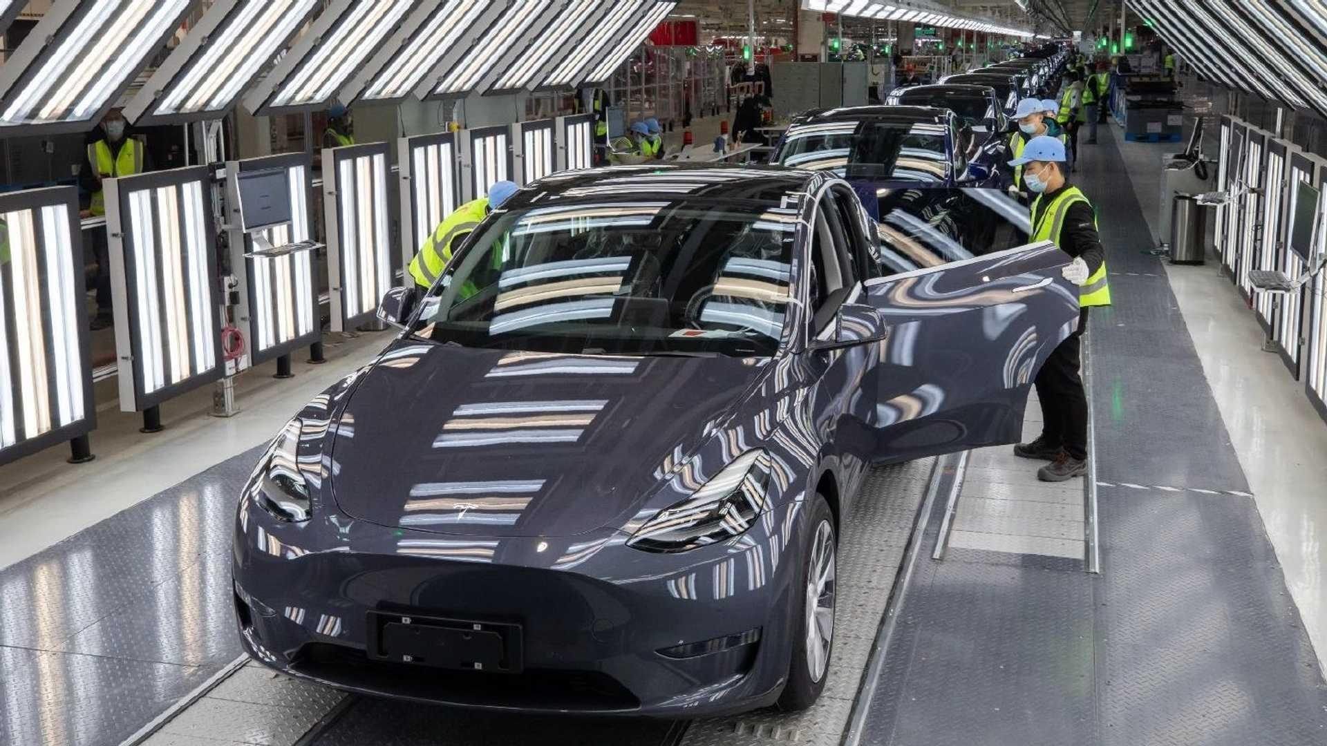 Tesla ảnh 4 Tesla ảnh 4