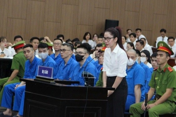 Bạn gái Mr Pips khai 44,8 tỷ đồng tiền mặt chất đầy trong tủ quần áo