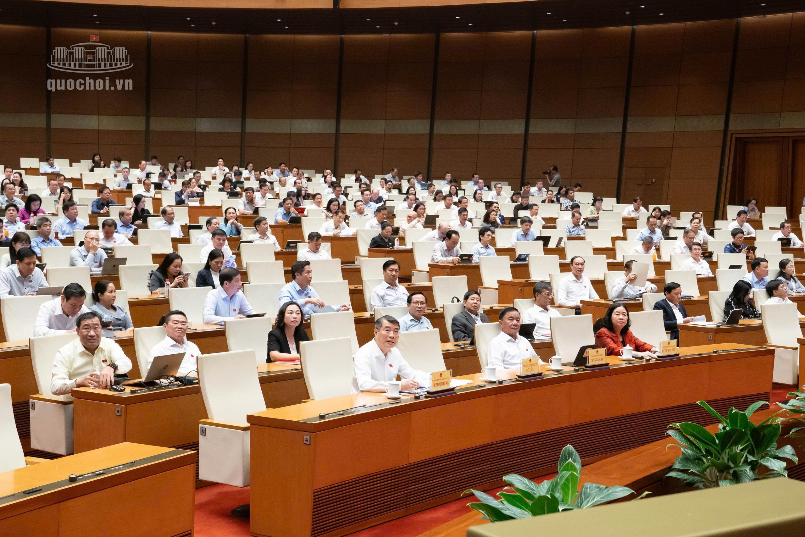 Chính phủ đặt mục tiêu phấn đấu GDP bình quân đầu người đạt 6.100 USD