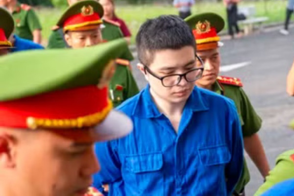 Luật sư đề nghị đưa Mr Pips đi giám định tâm thần