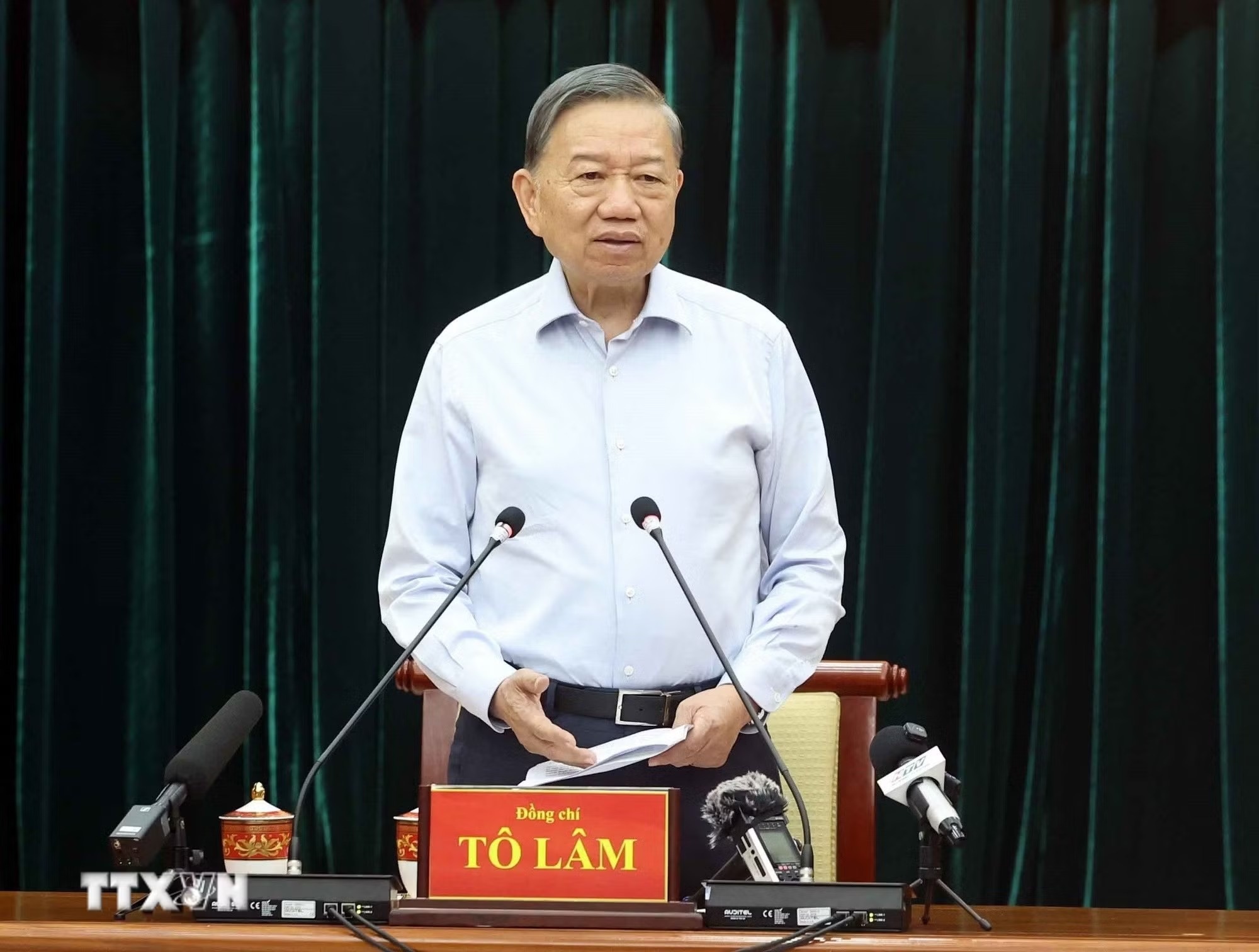 Tổng b&iacute; thư ảnh 3