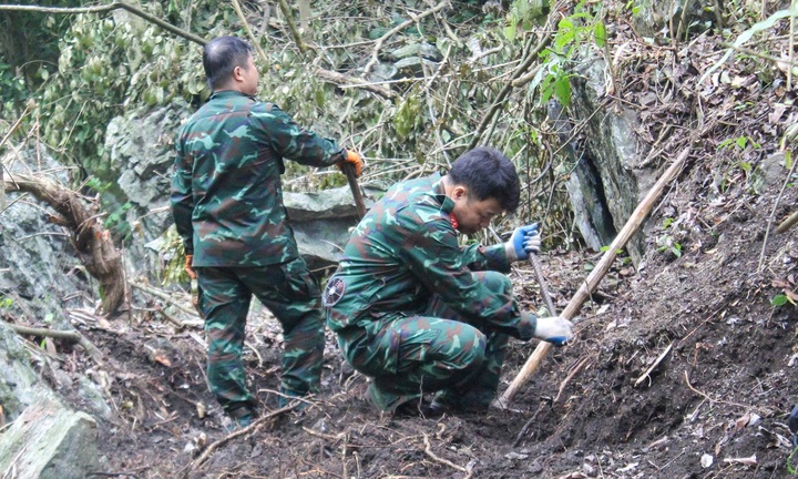 h&agrave;i cốt liệt sĩ ảnh 1