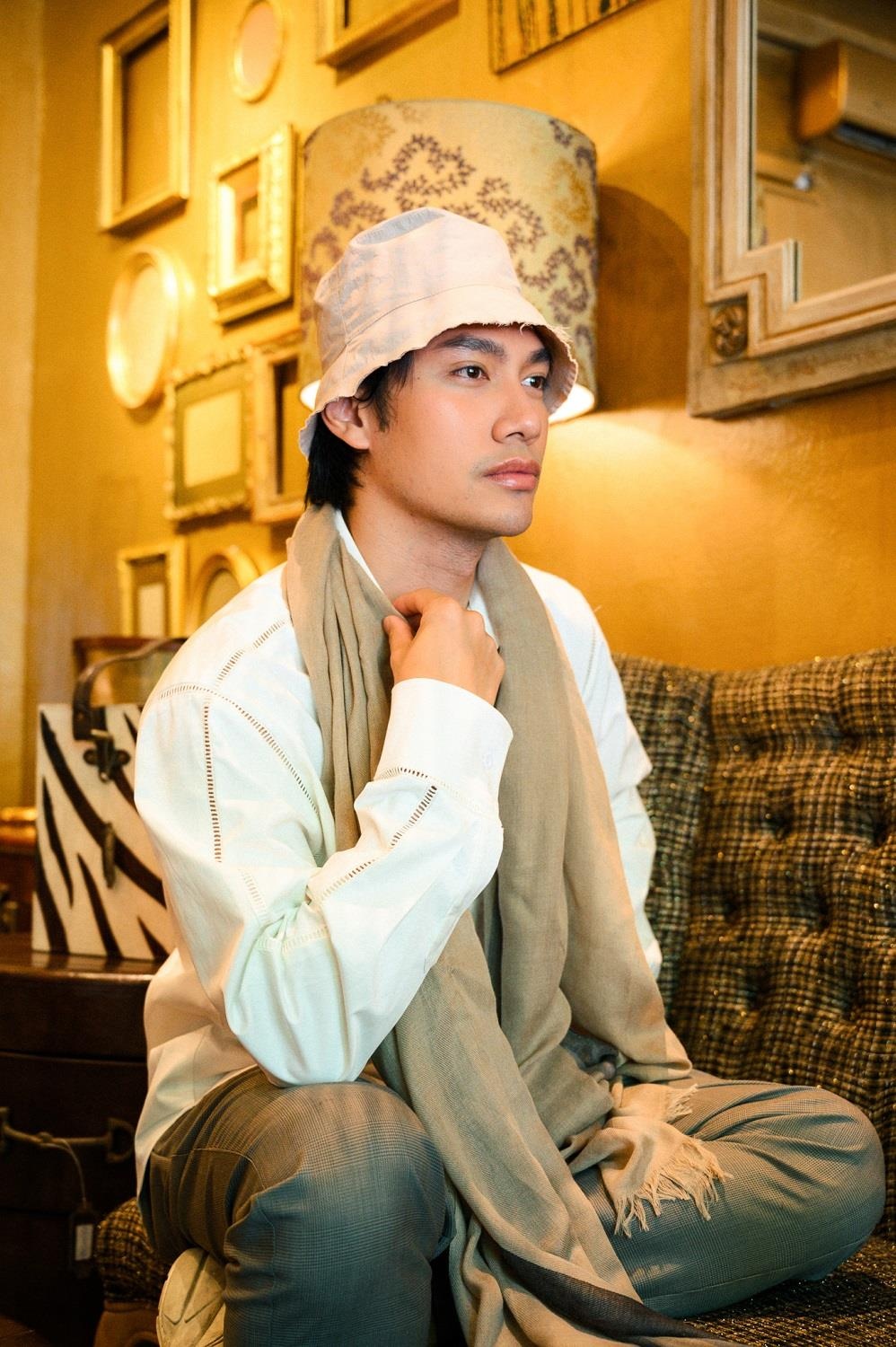 Lý Quí Khánh Quang Vinh ảnh 10 Ly Qui Khanh Quang Vinh anh 10