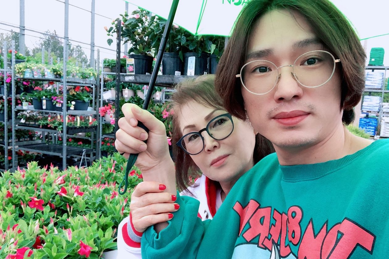 'O day, neu khong lam viec, chi mot thang ban se chet doi' hinh anh