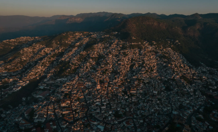 Mot cuoc bau cu day bao luc tai Mexico anh 3