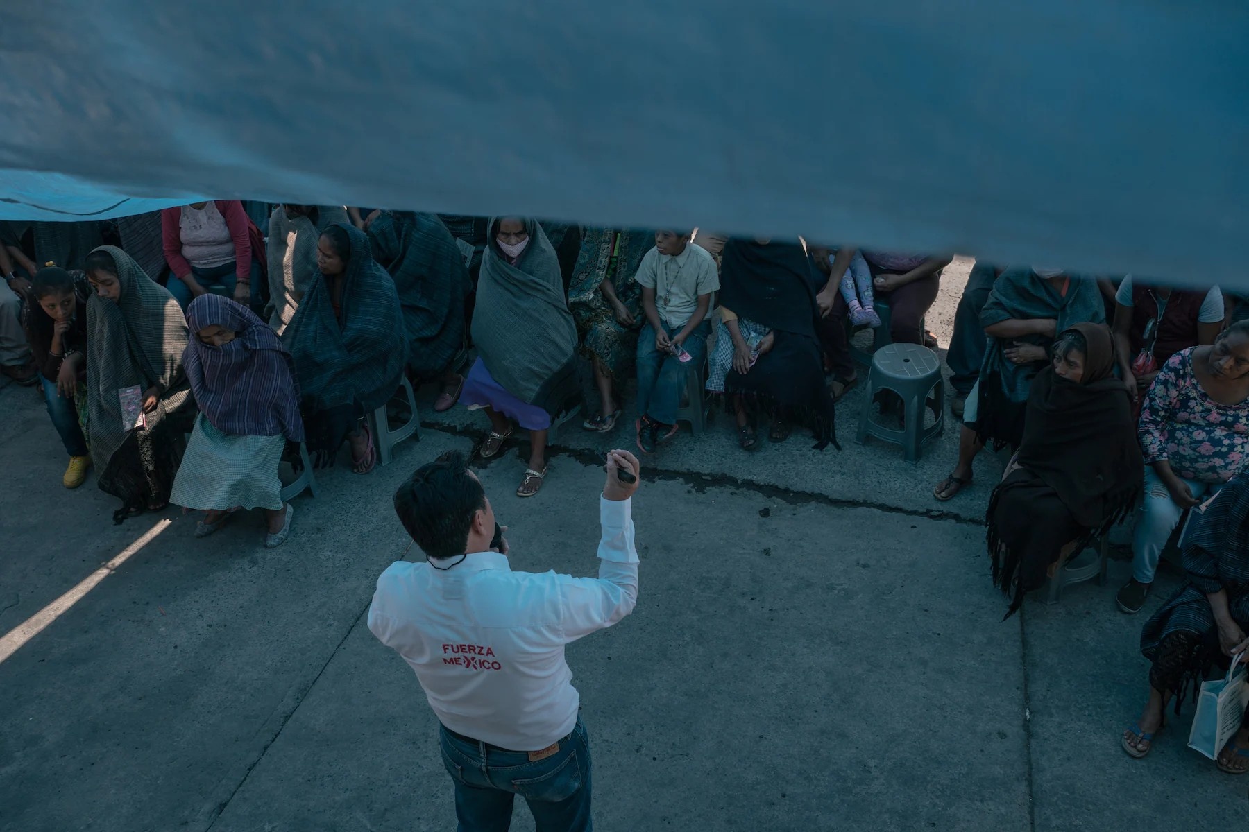 Mot cuoc bau cu day bao luc tai Mexico anh 1