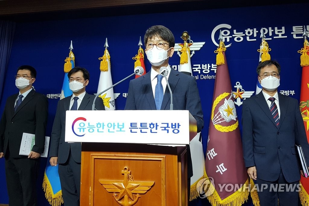 10 nguoi bi truy to trong vu an nu si quan khong quan bi tan cong tinh duc anh 2