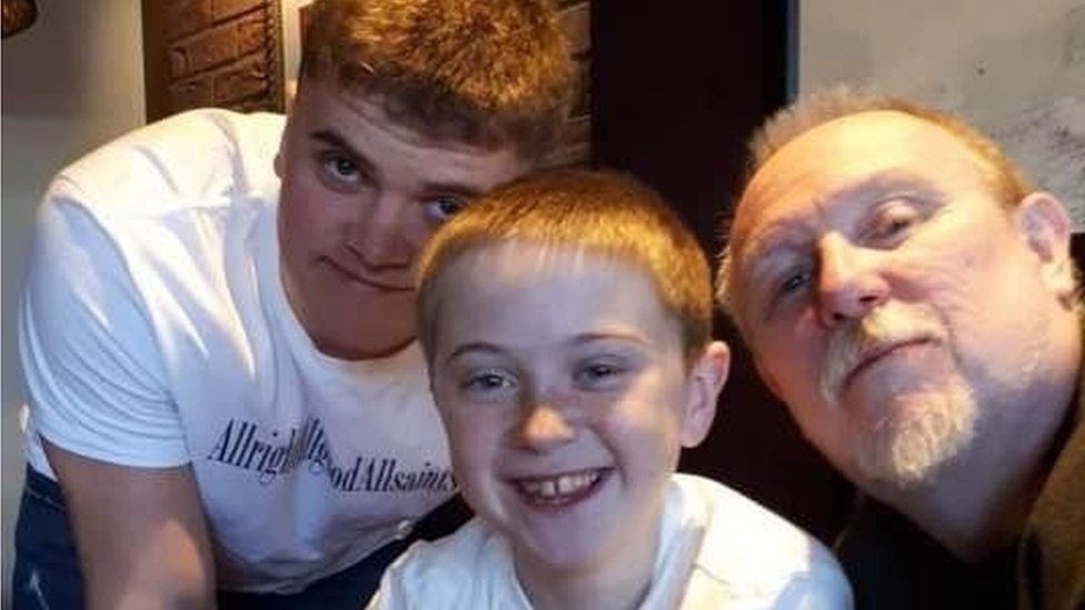 Cuu sinh vien Cambridge tu vong sau khi tu choi tiem vaccine hinh anh