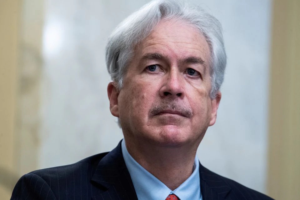 Giam doc CIA bi mat gap nguoi dong cap Nga hinh anh