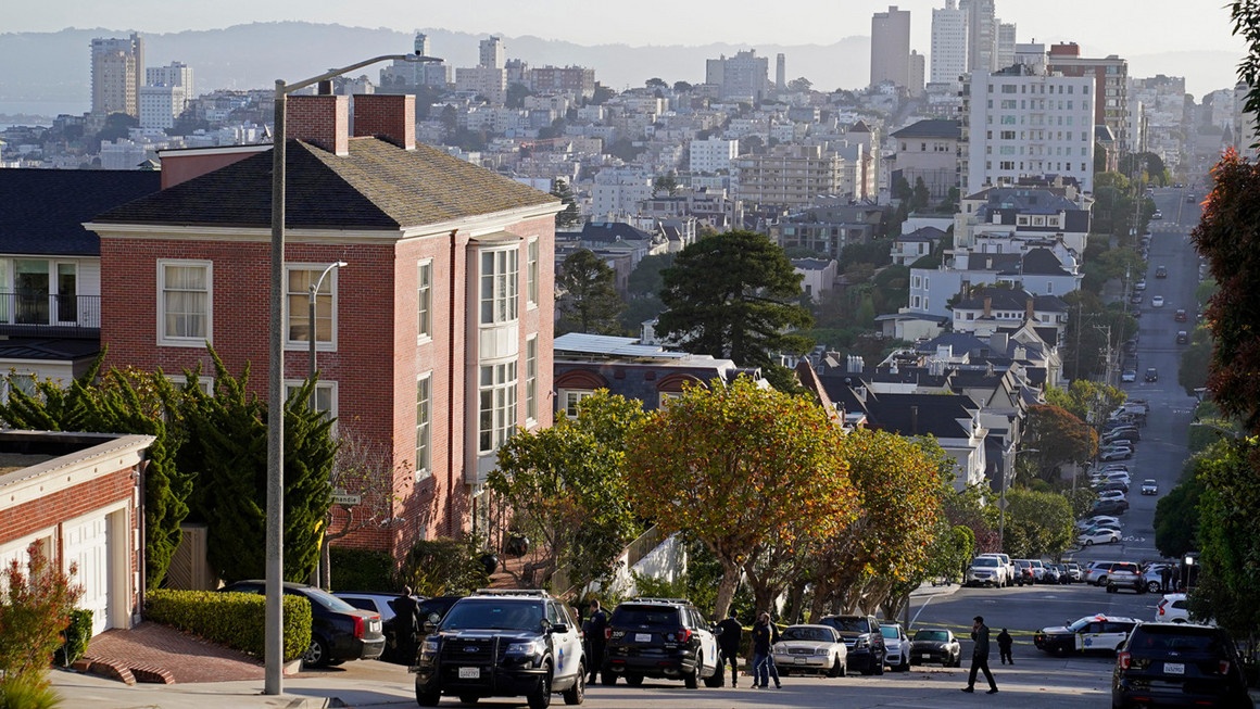 Paul Pelosi bi tan cong anh 1