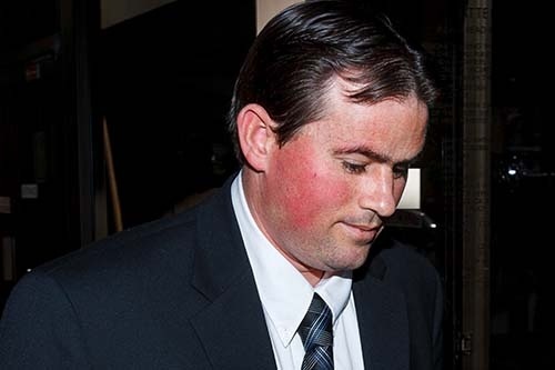 Thu linh giao phai da the o My tim cach bat coc 8 be gai hinh anh