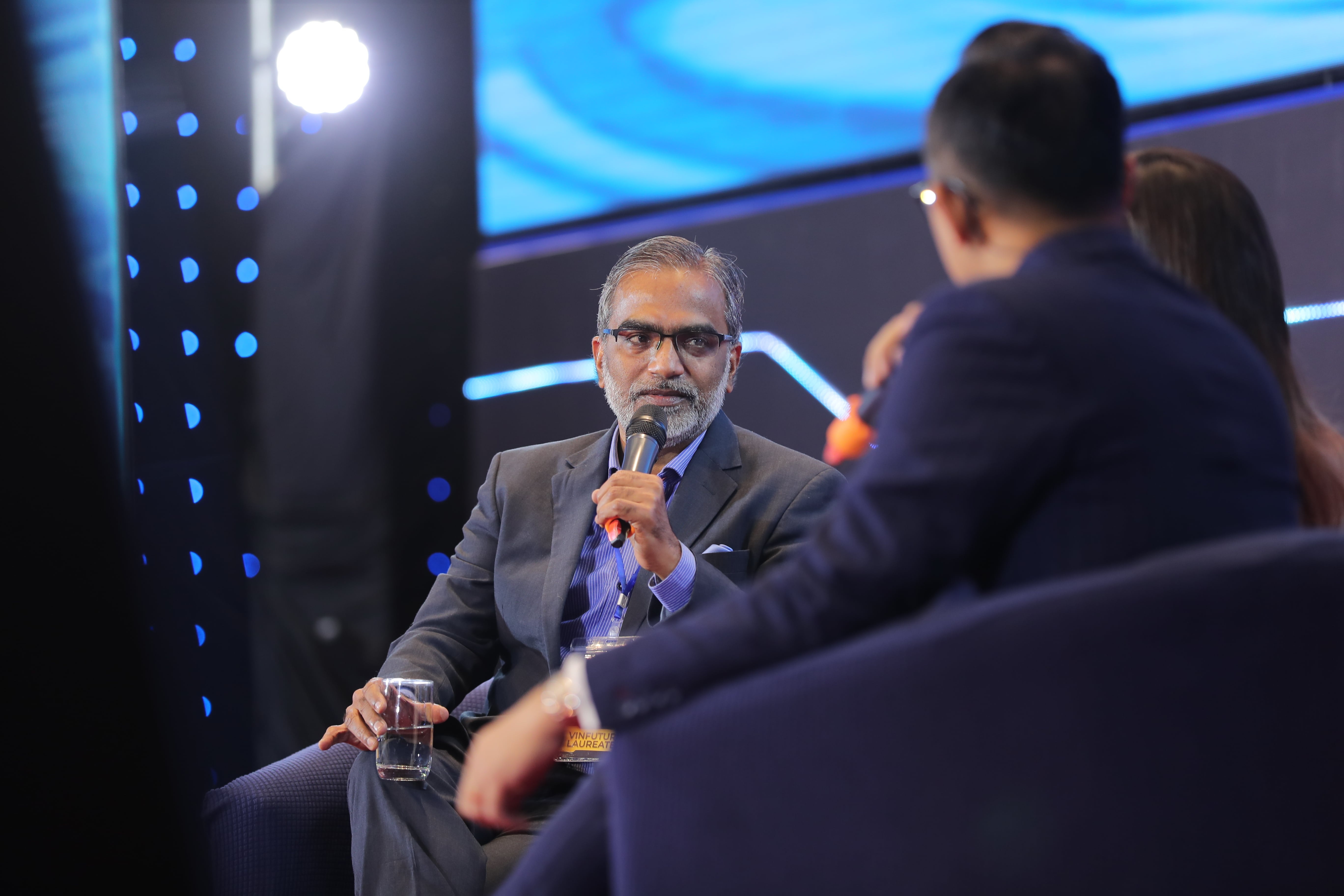 giai thuong VinFuture anh 2