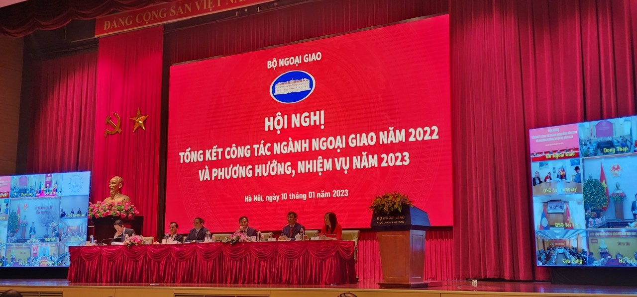 ngoai giao Viet Nam anh 1