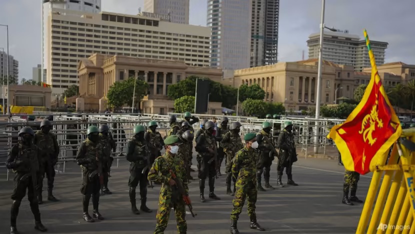 Sri Lanka cat giam mot nua quan doi sau tuyen bo vo no hinh anh