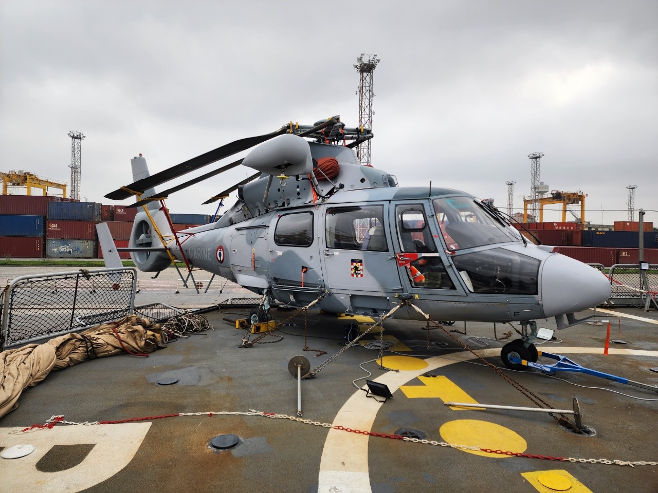 tau Phap tham Viet Nam anh 4