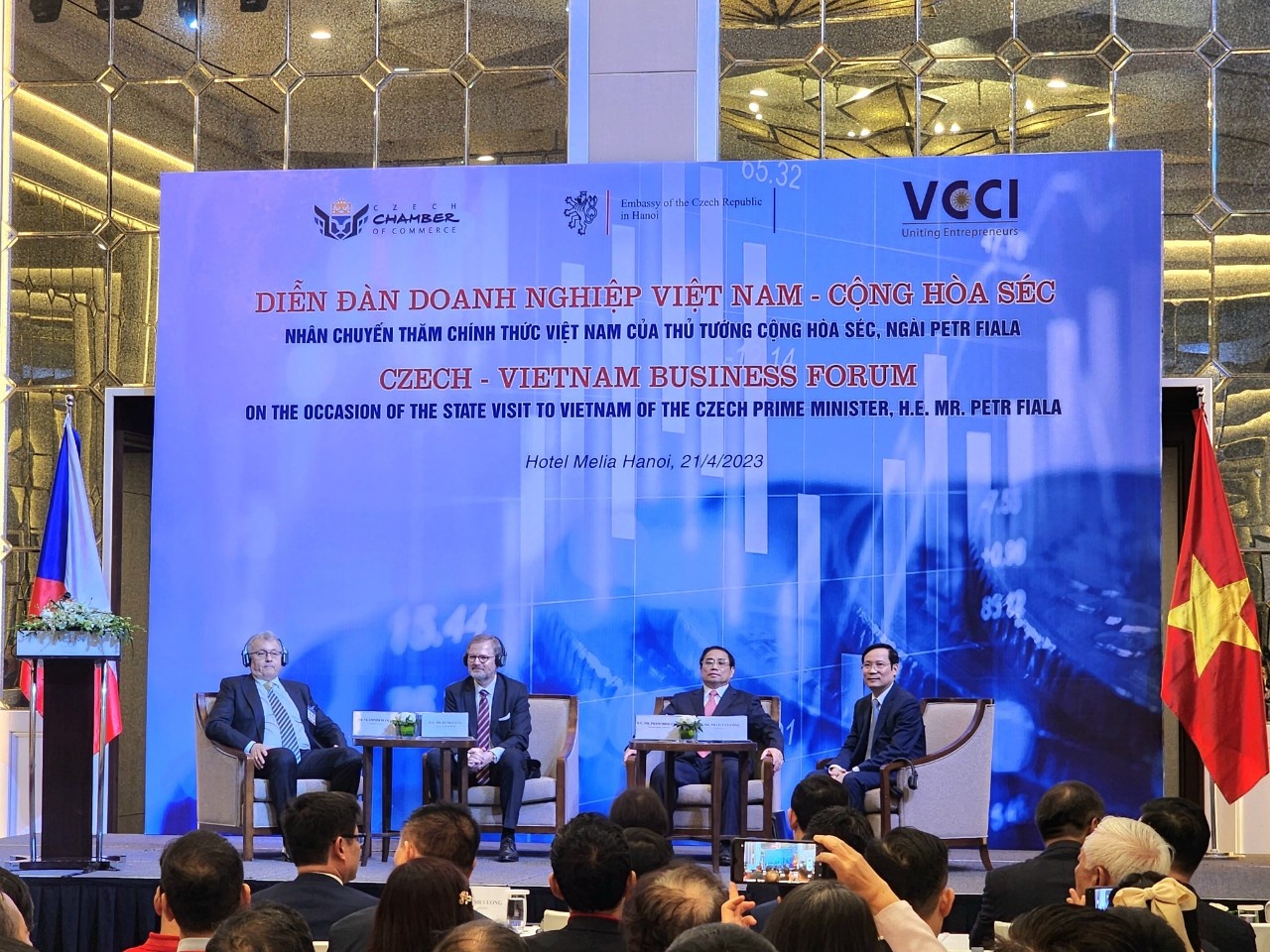 Viet Nam - Czech anh 1