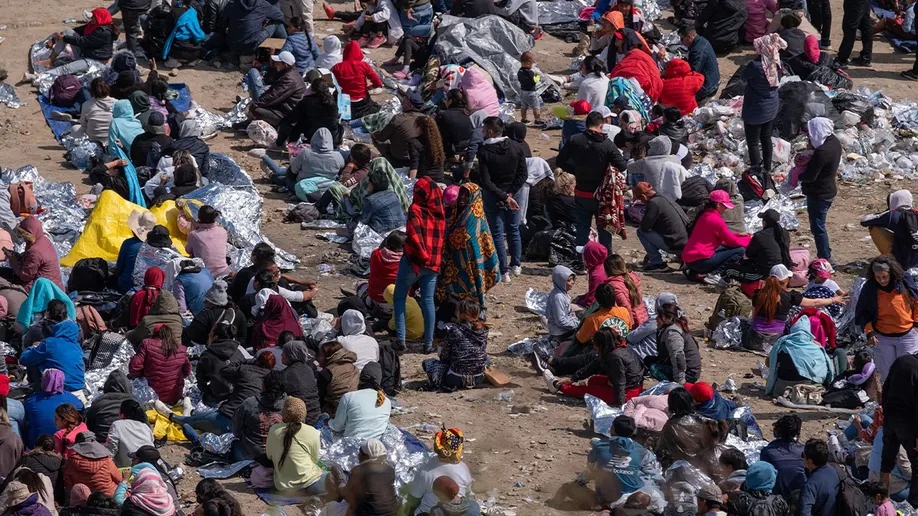 nguoi nhap cu vao My anh 2