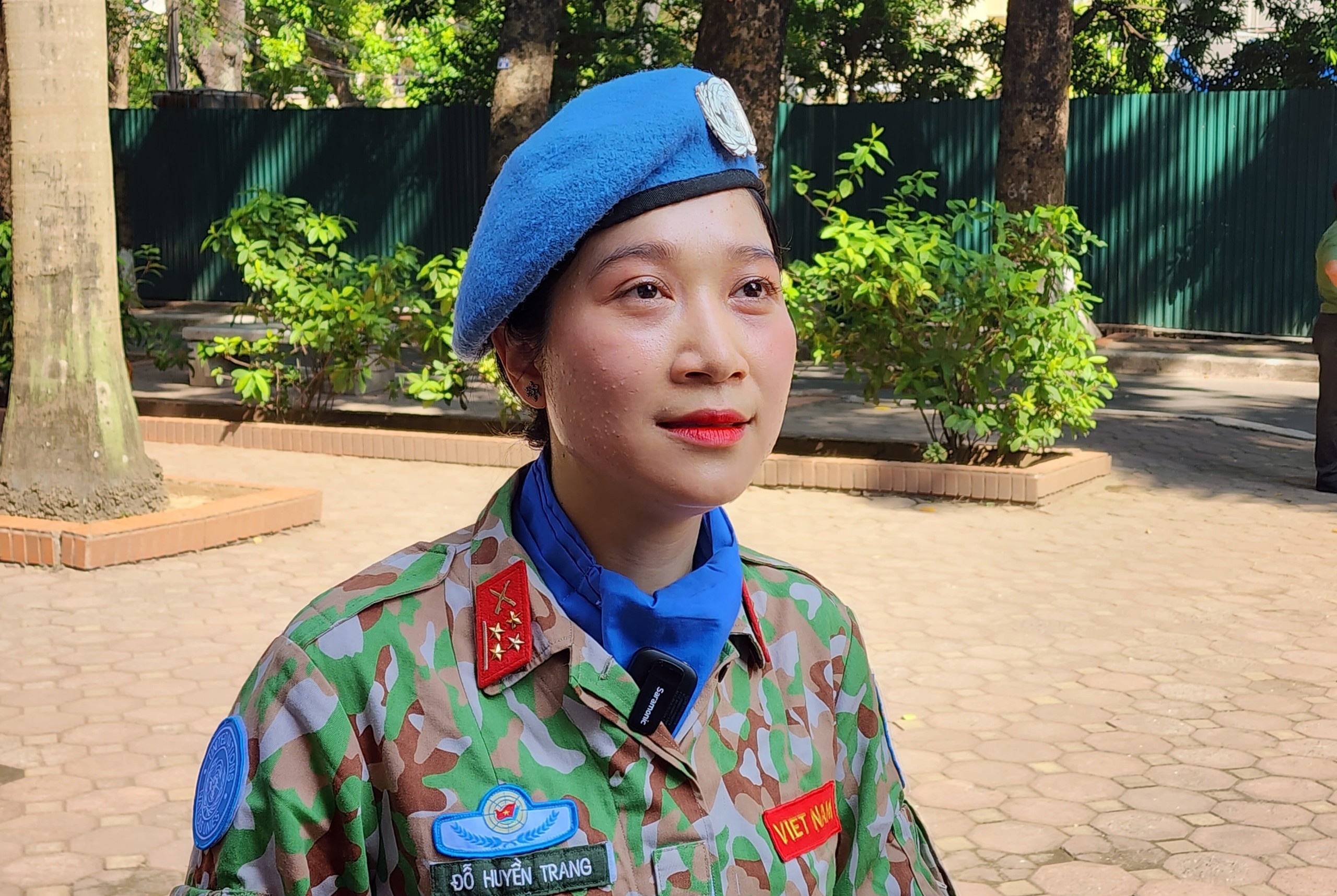 gin giu hoa binh anh 2