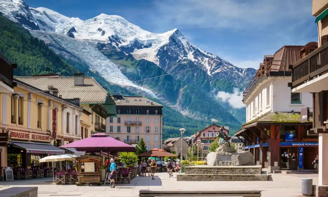 Kinh te Eurozone roi vao suy thoai hinh anh