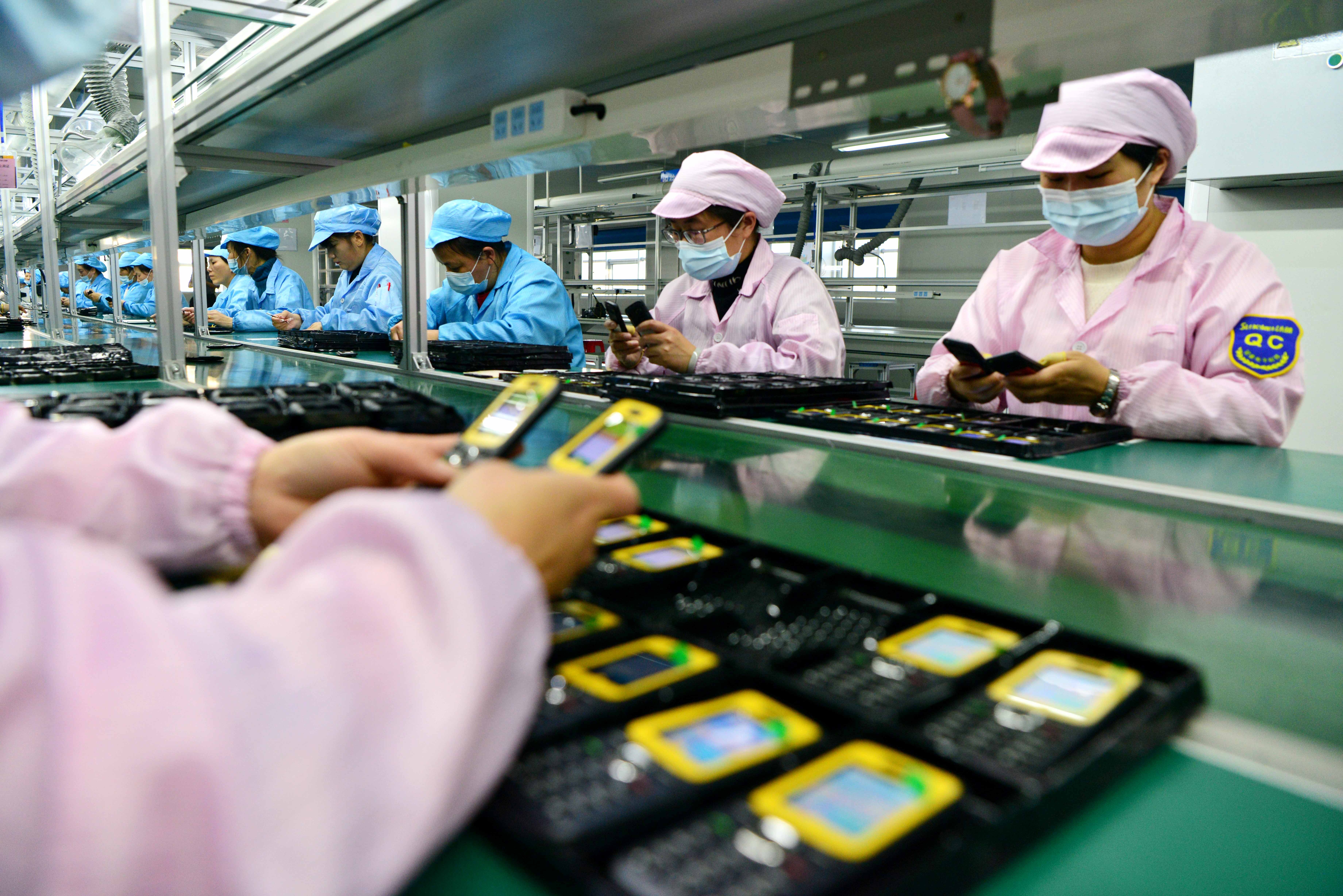 Kinh te Trung Quoc chung lai trong thang 5 hinh anh