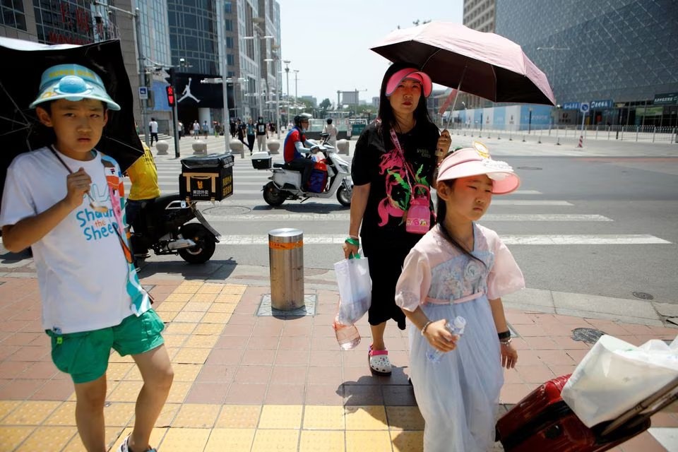 Cac thanh pho Trung Quoc pha ky luc nhiet do trong thang 6 hinh anh