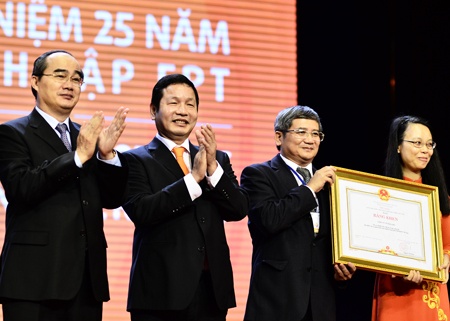 FPT ky niem 25 nam thanh lap hinh anh