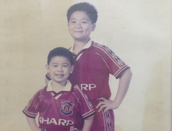 Anh ngay be cua 'thieu gia nghin ty' di xe may hinh anh