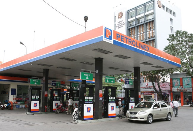 Quy III, Petrolimex lai hon 600 ty dong hinh anh