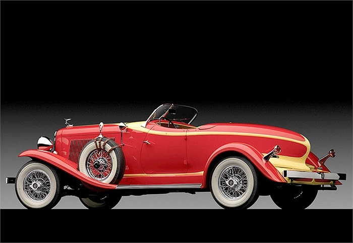 Dan xe sieu co, sieu dat vua ban dau gia hinh anh