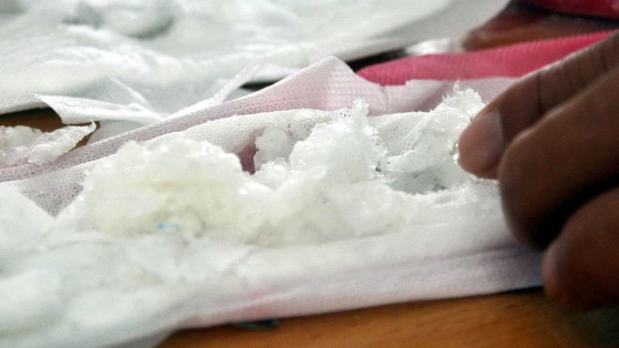 Bat giu hon 2 tan bang ve sinh chua hat la hinh anh