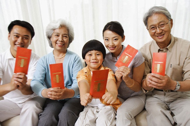 Nhung dich vu hot bac ngay Tet hinh anh