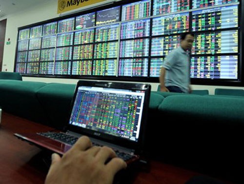 Chung khoan tiep tuc tang nhung thanh khoan giam manh hinh anh