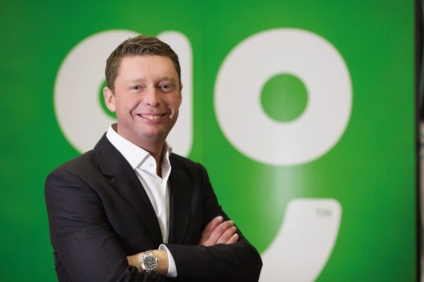 Gia tai gan ty do, trieu phu Anh the khong cho con mot xu hinh anh