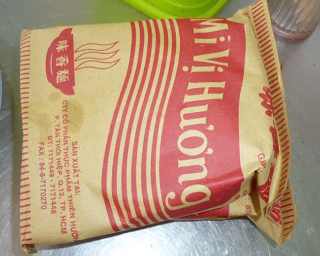 Xuất hiện từ những năm 60 của thế kỷ XX, mì Vị Hương là sản phẩm nổi tiếng của công ty Thiên Hương, và được xem là nét văn hóa ẩm thực nổi bật của miền Nam Việt Nam và vùng Đông Nam Á thời bấy giờ. 