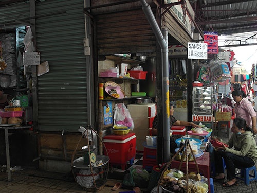 Vi sao cho truyen thong o TP.HCM roi vao canh e am? hinh anh