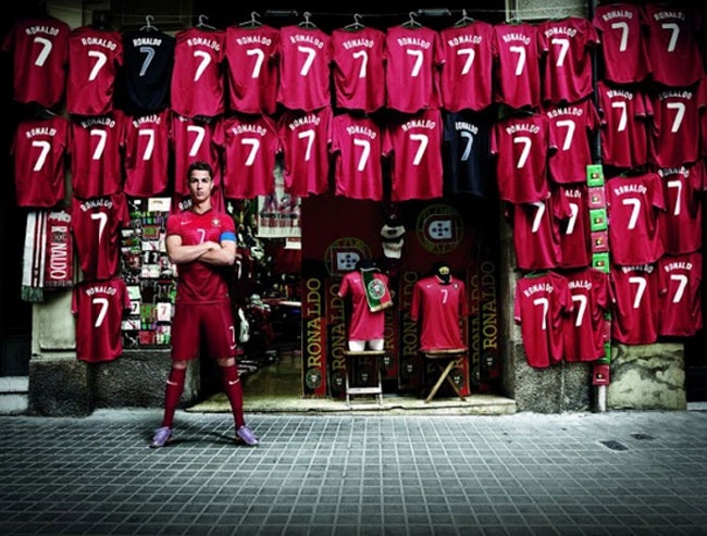 Quang cao trieu nguoi xem cua cac thuong hieu mua World Cup hinh anh