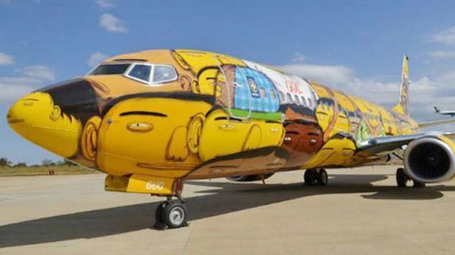 Nhung chiec may bay dac biet nhat World Cup 2014 hinh anh