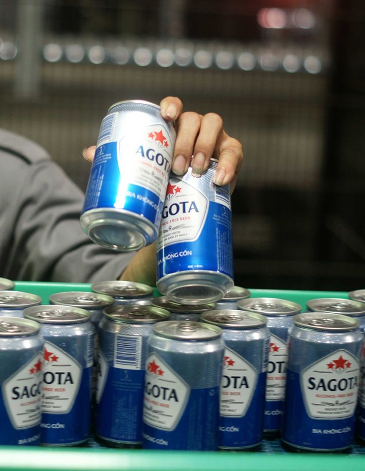 ZoRok - một sản phẩm của Vinamilk - được xem là nhãn hiệu bia không cồn đầu tiên được sản xuất ở Việt Nam, nhưng lại nhanh chóng thất bại. Mới đây, một hãng sản xuất bia tại Bình Dương đã cho ra mắt Sagota - loại bia uống không say mới, đóng lon 330ml và có thể được bán với mức giá 12.000 đồng.