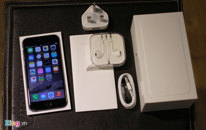 Mỗi lần ra mắt, iPhone lại tạo nên một cuộc cạnh tranh thương hiệu của các doanh nghiệp và cá nhân.