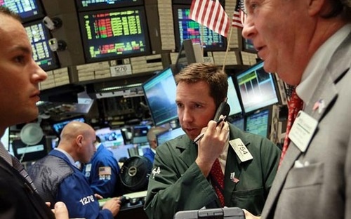 Phia sau cuoc song ngan do cua nghe moi gioi chung khoan hinh anh