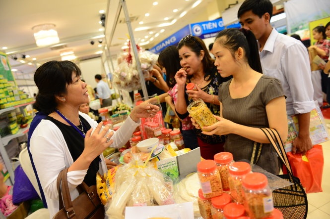 Doanh nghiep to sieu thi lam kho hinh anh