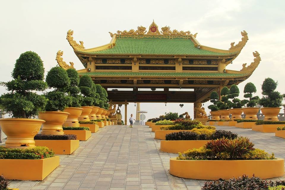 KDL Dai Nam keo dai mo cua mien phi them 10 ngay hinh anh