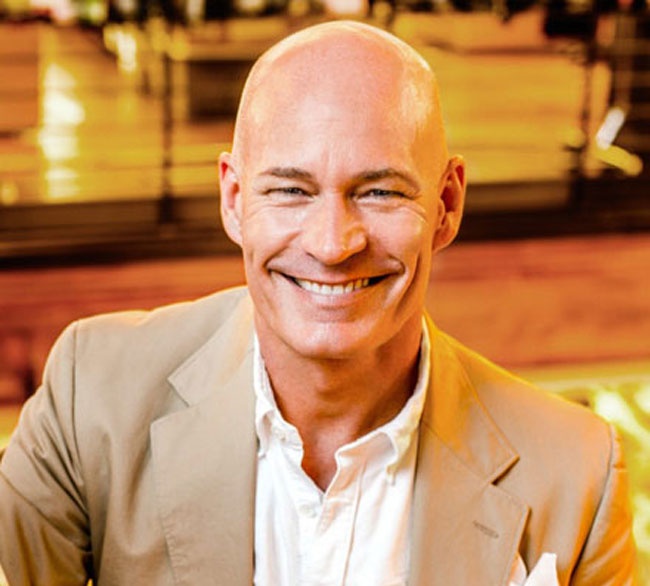 Chan dung nhung ty phu thuoc gioi tinh thu ba hinh anh