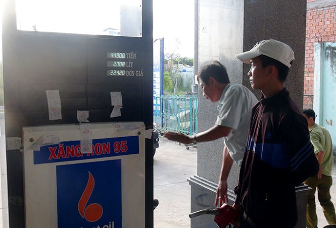 Chua ro nguyen nhan '70.000 dong duoc chua day…1,5 lit xang' hinh anh