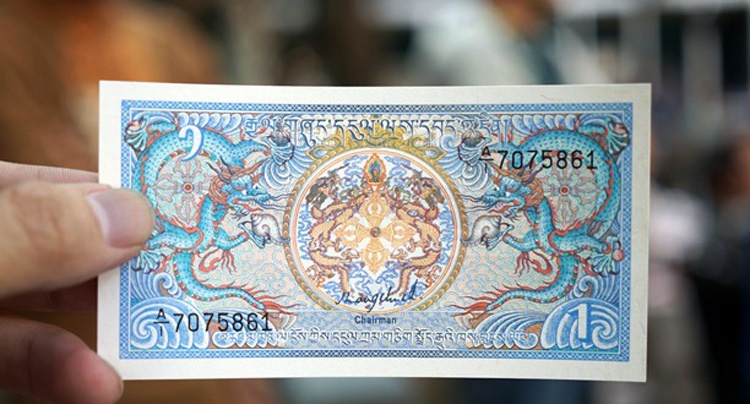 200.000 dong mot bo tien long ly quy phung nhap ngoai hinh anh